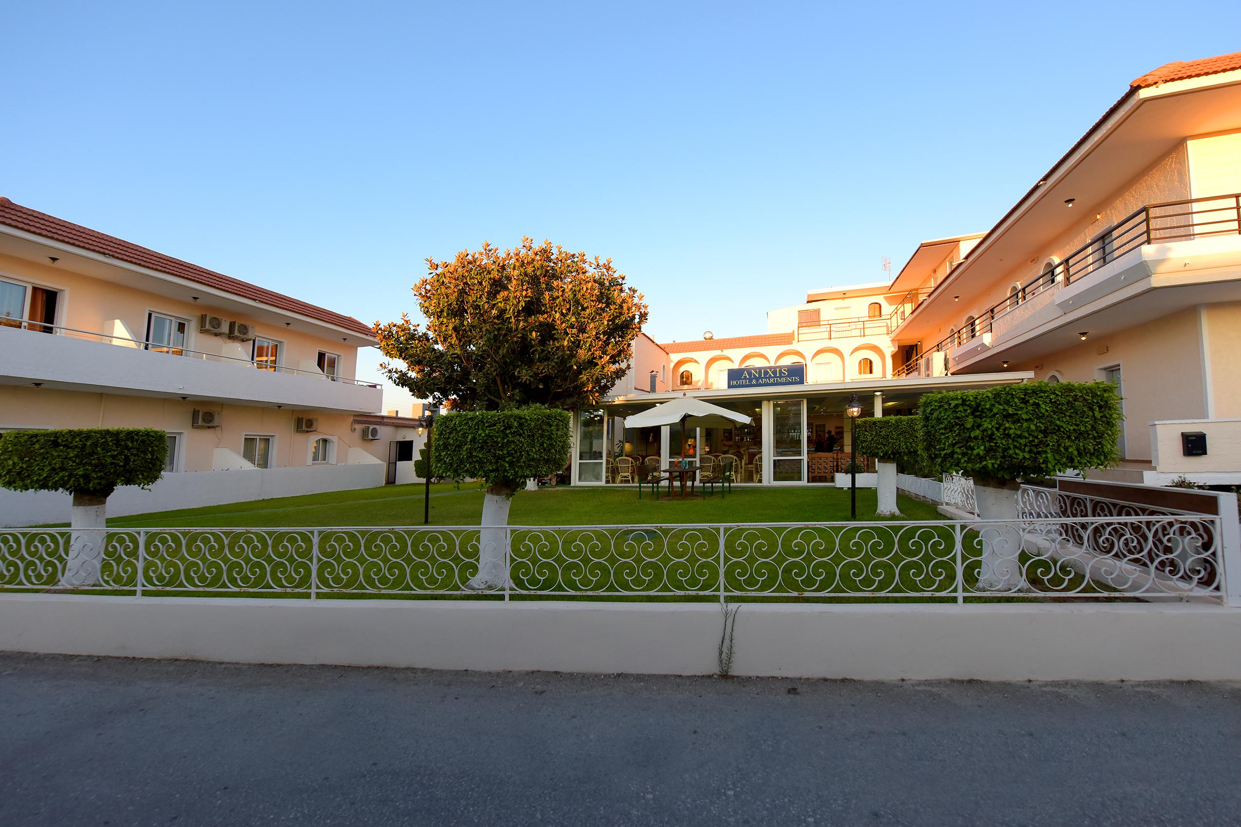 Anixis & Hotel apartamentowy Jalisos
